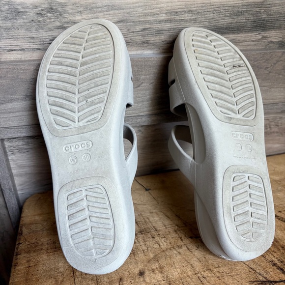 Crocs Monterey Strappy Low Wedge Sandals Cream Light Tan Women's 10 good preworn - Picture 5 of 12